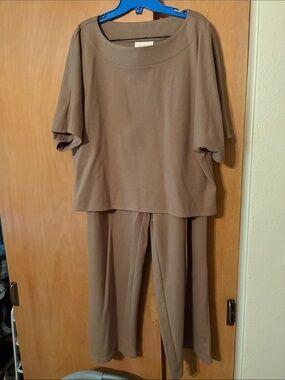 Relaxed Wide-Leg Jumpsuit in Taupe